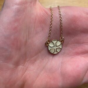 Gold and Cream Pendant Necklace